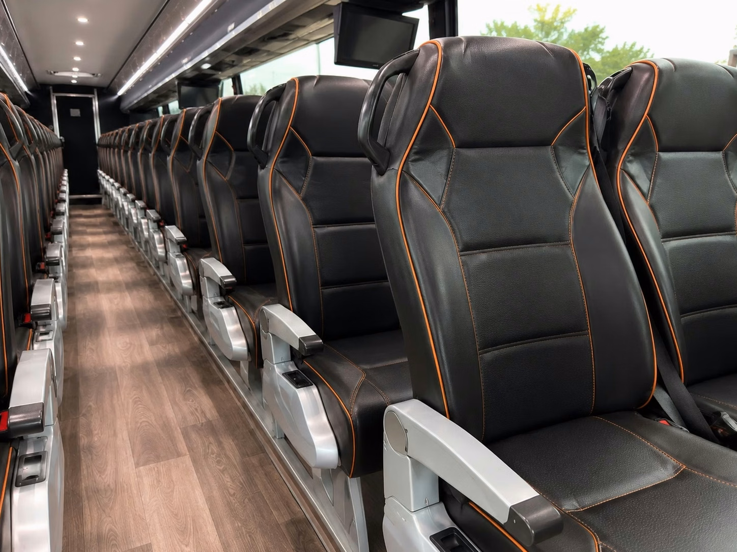 brighton 12 to 50 passenger party buses and sprinter limos for brighton weddings