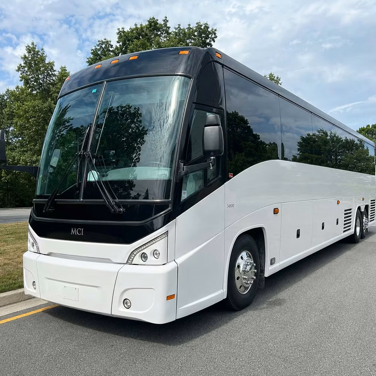brighton custom scheduled hotel pickups for concert groups