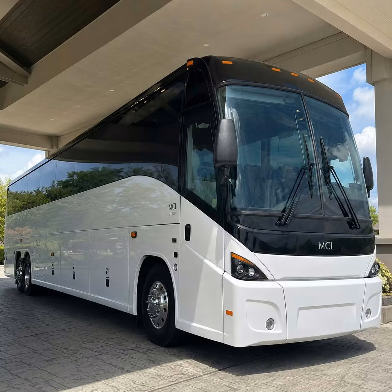 brighton government and military buses with wifi power outlets and onboard restrooms